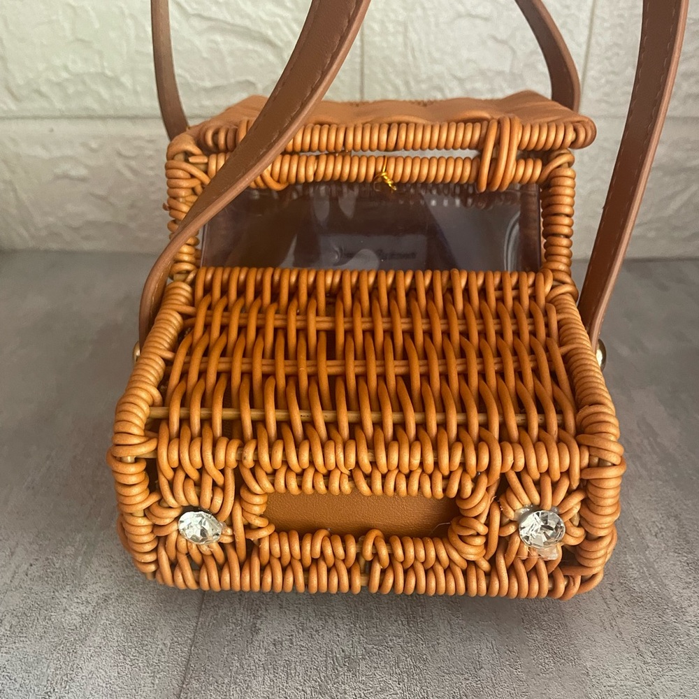Tommy Bahama Woven Rattan Jeep-Shaped Handbag in Tan - Picture 3 of 6